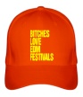 Бейсболка «Bitches love EDM festivals» - Фото 1