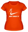 Женская футболка «Just shoot it» - Фото 1