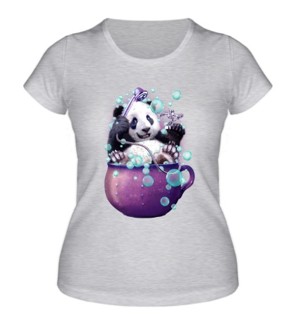 Женская футболка «Панда в ванной»